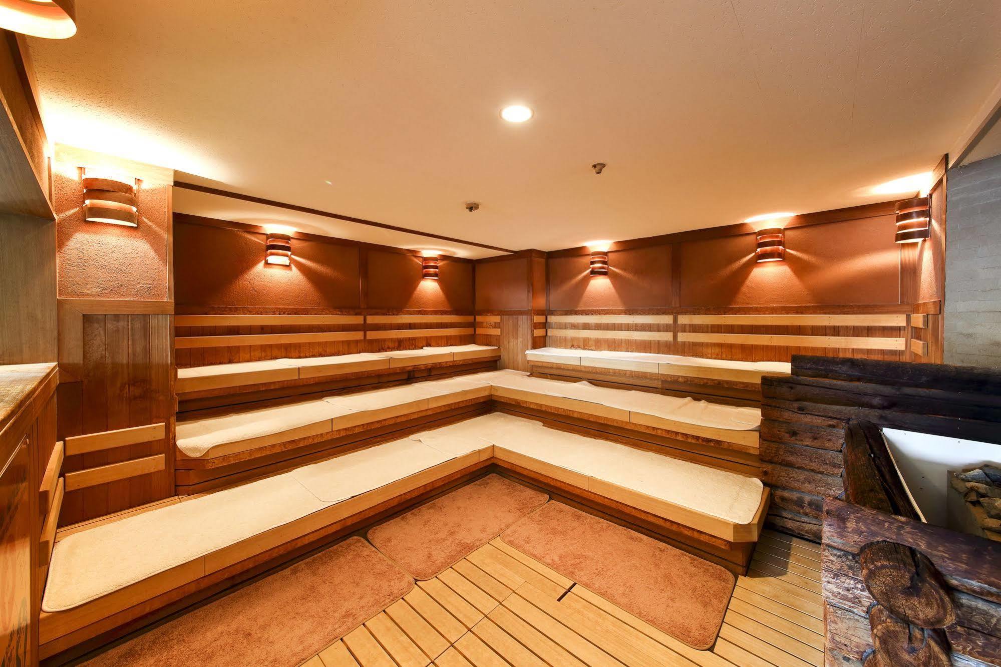 Sauna And Capsule Hotel Rumor Plaza Hotel 2*