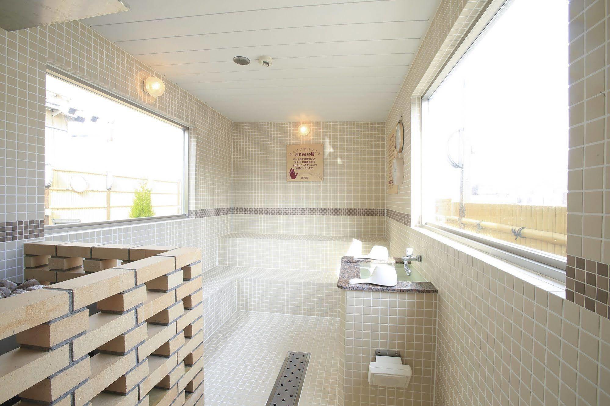 Hotel Sauna And Capsule Hotel Rumor Plaza
